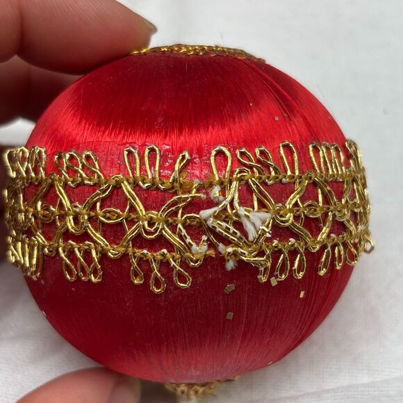 Vintage Satin Christmas Ornaments Set of 4 Red Gold Trim Pearl Push Pin MCM '60s - Picture 9 of 14